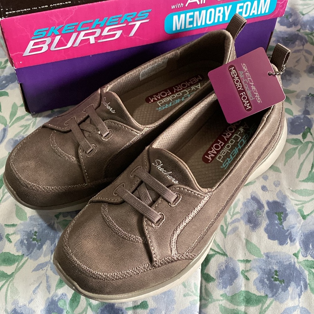 Skechers Women's grey Casual Shoes - Picture 2 of 3